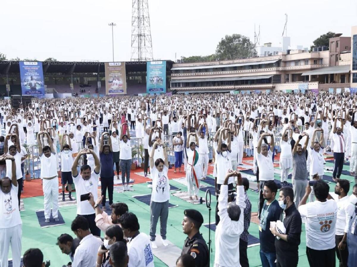 International Day Of Yoga 2022: More Than 10,000 People Join Yoga Utsav In Hyderabad